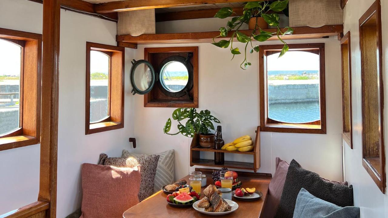 Varra Water - Unique Boat Accomodation - Bornholm Nexo Exterior photo
